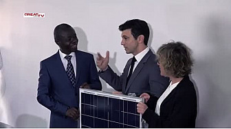 LUMOS GLOBAL FAIT DES DONS A L'UNIVERSITÉ NATIONALE FHB